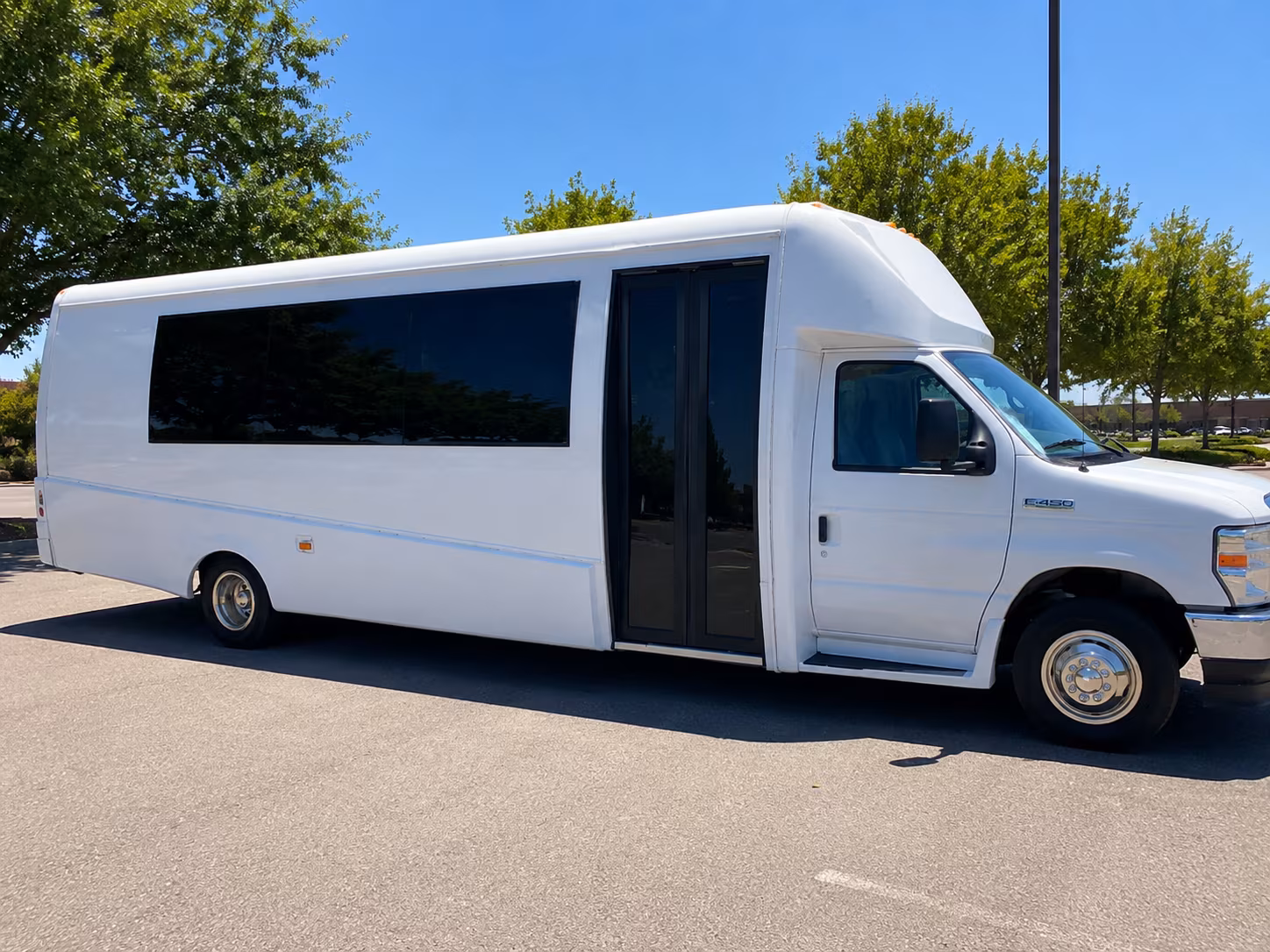 15 Passenger Party Bus Exterior