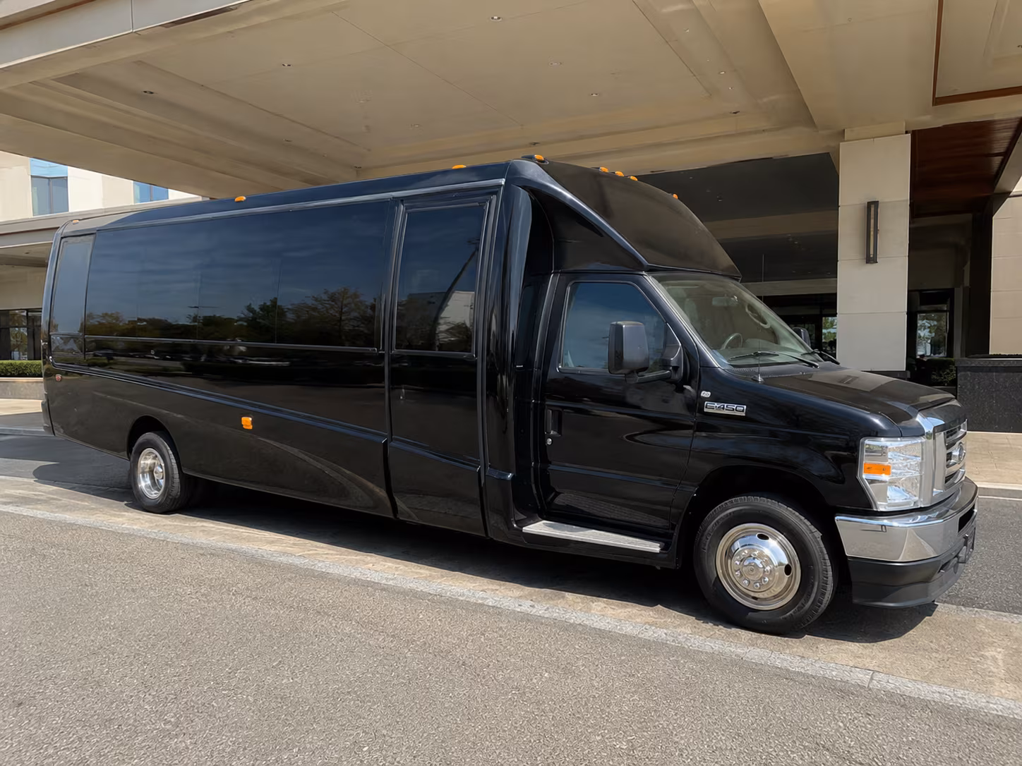 Concord Winery Tour & Pub Crawl Transportation